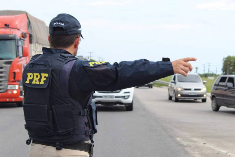 Feriado da Independência terá fiscalização intensificada pela Polícia Rodoviária no Paraná 